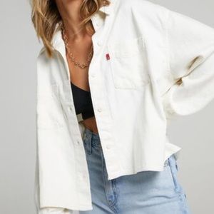 Levi’s | Zoey Pleat Utility Shirt in Ecru Crew